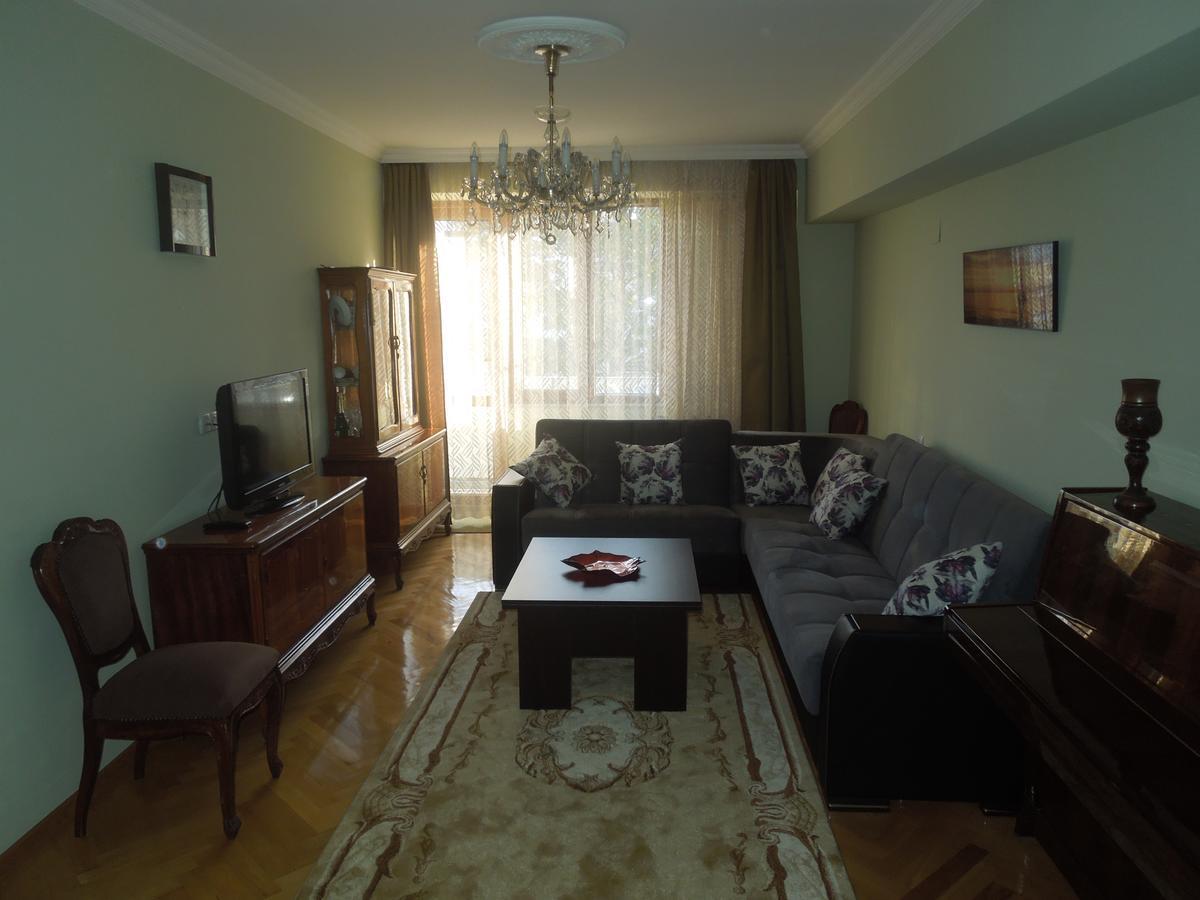 Nellie'S Apartment 바투미 외부 사진